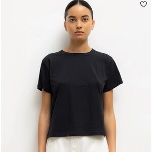 LESET Black Margo Tee Short M EUC